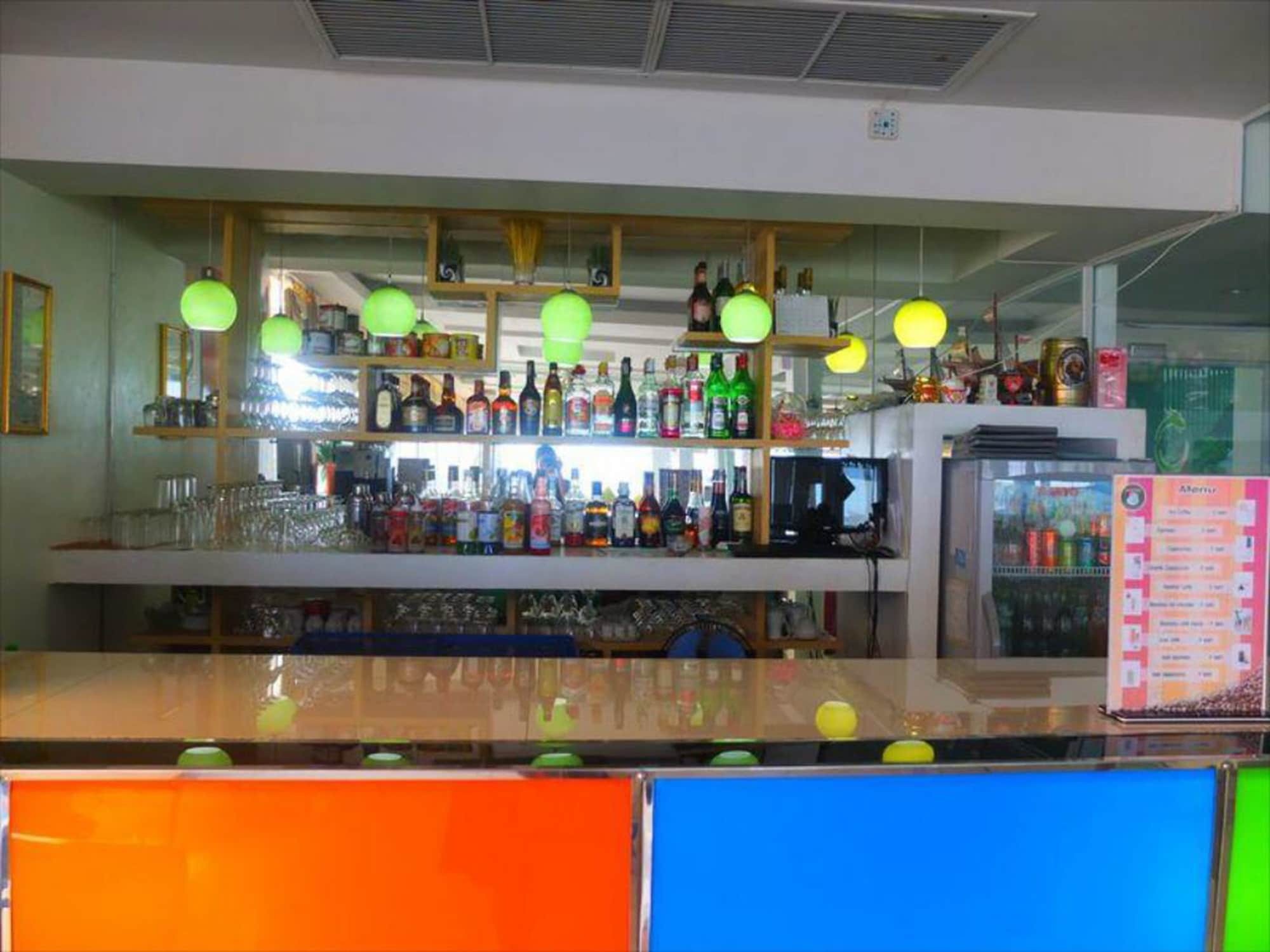 Dragon Beach Resort Jomtien Pattaya Exterior foto